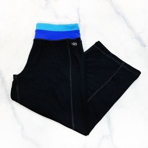 Alo Yoga Black Blue Cropped Yoga Athletic Leggings